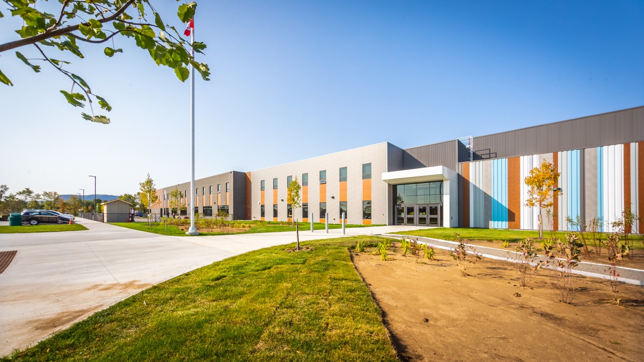 École Elsie MacGill Public School