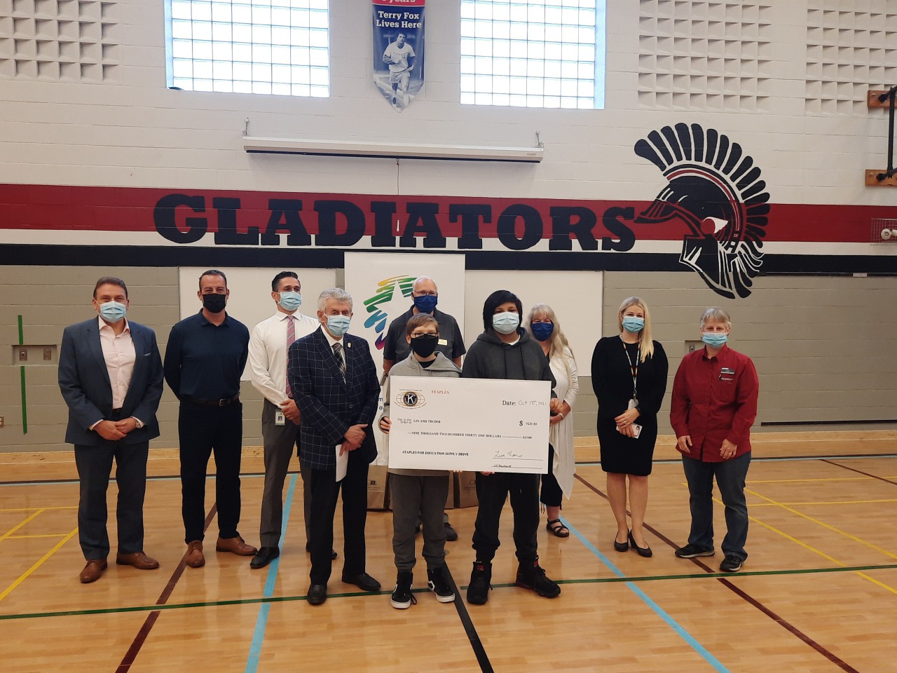 Community Partners Donate $4,615 to Algonquin Avenue Public School